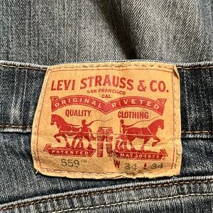 541™ ATHLETIC TAPER FIT MEN'S JEANS 34 x 34